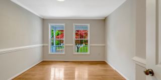 10929 Park Road Gallery 16