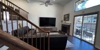 7825 Seaglen Dr Gallery 1