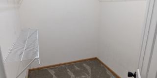 Beautiful 2 bedroom townhouse in Maple Grove Gallery 12