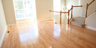 Exquisite Renovated Townhome in Germantown Estates Gallery 7