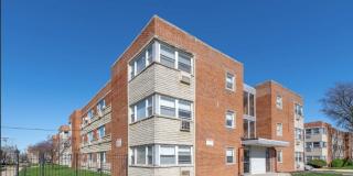 2401 W Balmoral Avenue Gallery 1