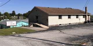 1409 W Kirkwood Avenue Gallery 1