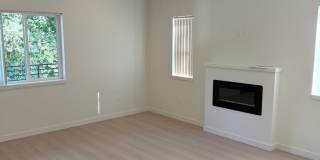 CDA Duplex with a 1200 sq ft Garage! Gallery 5