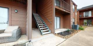 904 University Oaks Blvd Apt 32 904 University Oaks Blvd Apt 32 Gallery 1