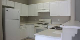 Remarkable totally renovated 2bed 2bath townhome is SW Las Vegas Gallery 48