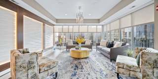 The Maxwell Downtown Des Moines Gallery 104