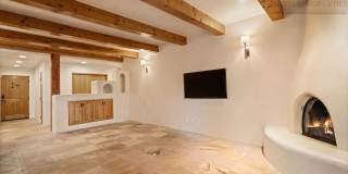 Beautiful Santa Fe Home Just 1.1 Miles from the Plaza Gallery 8
