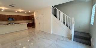 4738 NW 83rd Path Gallery 5