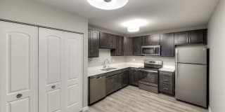 Eagle Creek Apartments Gallery 26