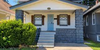 Spacious 3-Bedroom Home with 2 Bathrooms! Gallery 1