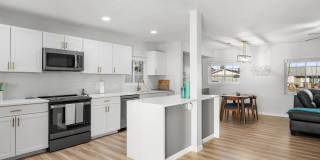 2207 North 28th Place Gallery 11