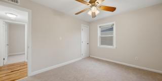 8037 Crescent Road Gallery 24
