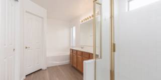 Great 5 Bedroom Home in Summerlin Gallery 28
