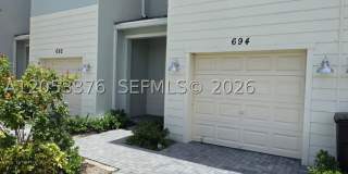 694 SE Lake Falls St Gallery 4