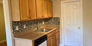 1409 N Jasmine St.  2 bd 1 ba  705 sq ft  $1895 Gallery 11