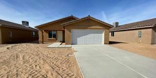 NEARLY NEW Home in the Desired Desert Sands Subdivision! Gallery 1