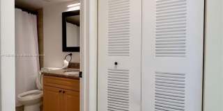 109 Lake Emerald Dr Gallery 33