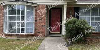207 South Maple Street Gallery 1