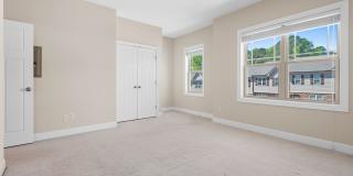 Beautiful 2-Bedroom Townhouse Near NCSU, Available June 15! Gallery 13