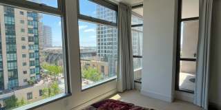 Experience upscale living in Downtown San Diego with great views. This is a must see! Gallery 32