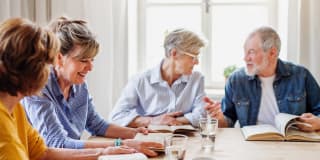 Album Cooley Station 55+ Active Adult Apartment Homes Gallery 31