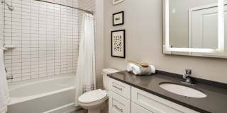 Shadetree Gallery 20