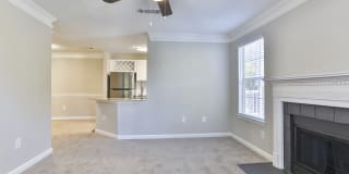 Crestmont at Thornblade Apartments Gallery 11