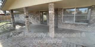 2405 Mimosa Street Gallery 31