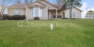 Charming 3-Bed / 2-Bath Single-Story Home in Little Rock with 1,554 Sq Ft of Space! Charming 3-Bed / 2-Bath Single-Story Home in Little Rock with 1,554 Sq Ft of Space! Gallery 1