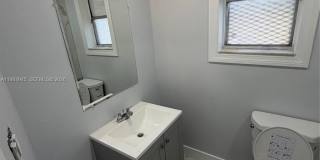 531 NE 58th St Gallery 4