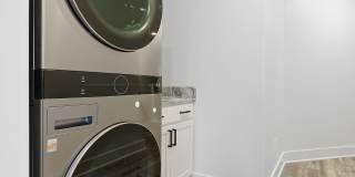 127 East 8th Avenue Gallery 21