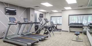 Skyrise Luxury Apartments Gallery 11