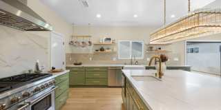 Eastside Gem - Fully Remodeled Modern Contemporary on Coveted Horseshoe Street Eastside Gem - Fully Remodeled Modern Contemporary on Coveted Horseshoe Street Gallery 5