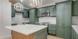 1723 West Park Place Gallery 18