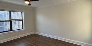 5509 North Lincoln Avenue Gallery 5