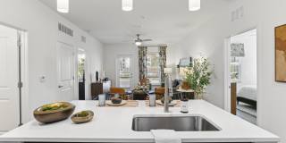 Revello Apartments Gallery 23