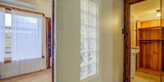 PRICE REDUCTION!!! ALL UTILITIES INCLUDED!! Gallery 18