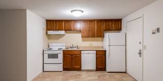 Meadow Lane Apartments Gallery 17