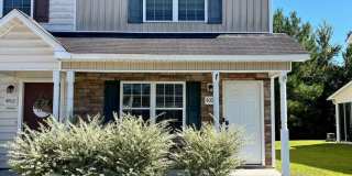 UPDATED Townhome in The GABLES! Gallery 1