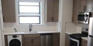 5505 North Lincoln Avenue Gallery 1