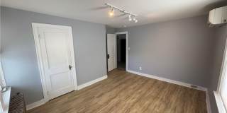 968 Elm Street Gallery 9