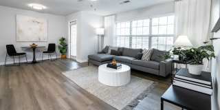 Market 1900 Apartment Homes Gallery 7