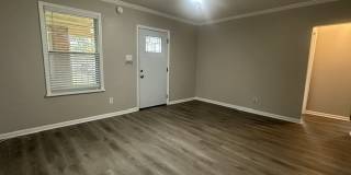 8032 Lexington Drive Gallery 11
