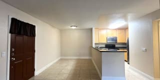 2 bed, 2 bath located in Corona, CA! Gallery 8