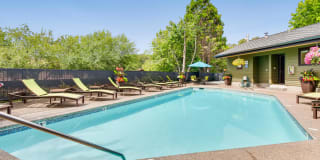 Westlake Meadows Gallery 20