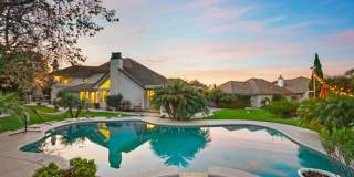 Elegant 6‑Bedroom Retreat with Pool, Spa & Wine Room Gallery 10