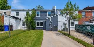 Renovated Townhome in Chesapeake Gallery 25