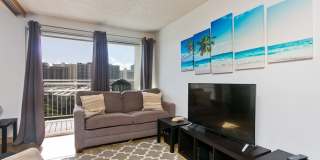 Fully Furnished One Bedroom Unit, Centrally located to Busline, Shopping and Grocery Store Gallery 7