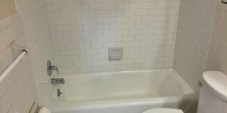 Updated 1 Bedroom Apartment Near the Beach – First Floor – Cats Welcome! Gallery 24