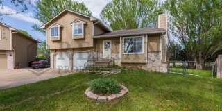 8502 West Westlawn Circle 8502 West Westlawn Circle Gallery 1